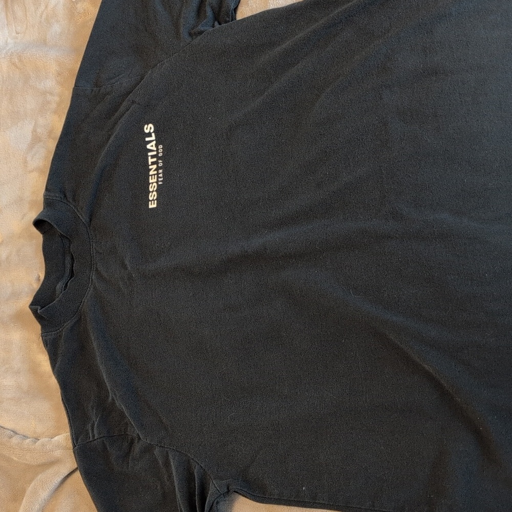 Essentials small shirt long sleeve